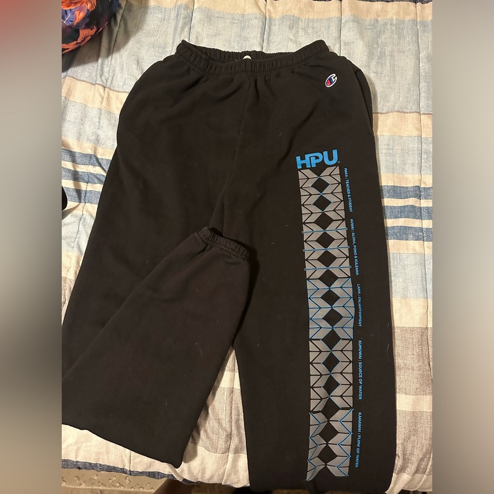 Hawaii Pacific University Champion Black Sweatpants Men’s Medium
